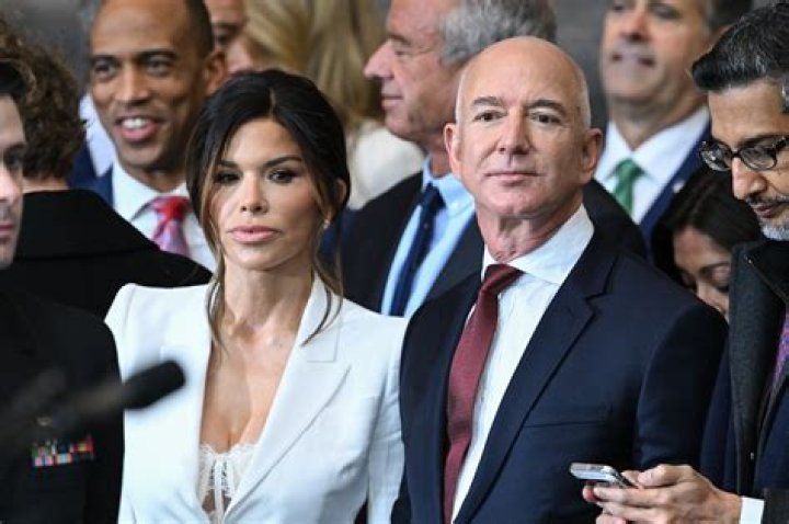 Jeff Bezos' Political Affiliation: Unveiling The Enigma