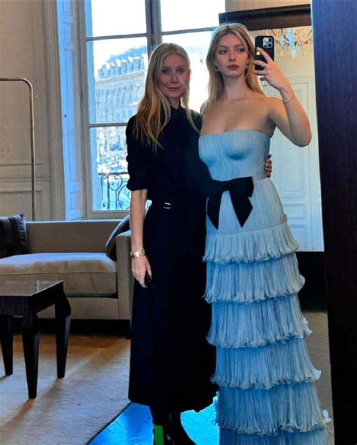 Unveiling The Height Of Hollywood Icon Gwyneth Paltrow: Uncover Surprising Facts