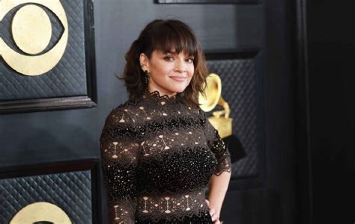 Unveiling The Secrets Of Norah Jones' Relationships: Beyond The Surface